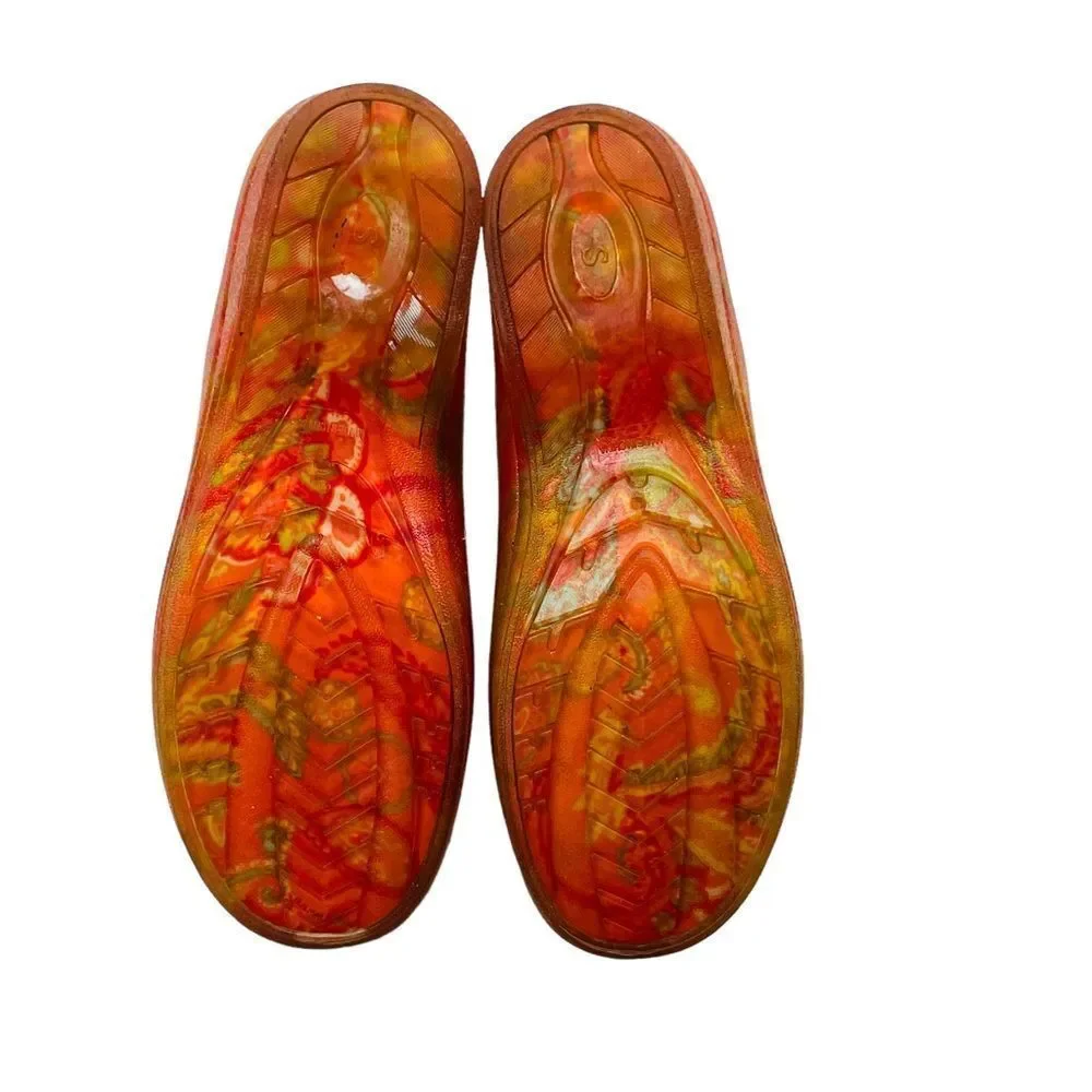 10/$25🦋 JoAnn Fabrics Orange Paisley Rain Booties - Size Small